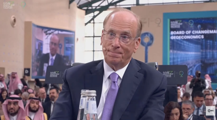 Генеральный директор BlackRock Ларри Финк на конференции Future Investment Initiative в Эр-Рияде Генеральный директор BlackRock Ларри Финк на конференции Future Investment Initiative в Эр-Рияде