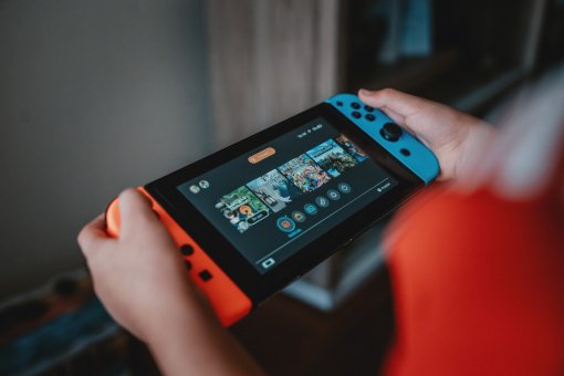 Пользователь YouTube адаптировал консоль Nintendo для майнинга криптовалюты