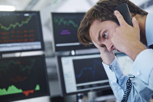 3 ключевых фактора указывают на грядущее снижение биткоина 