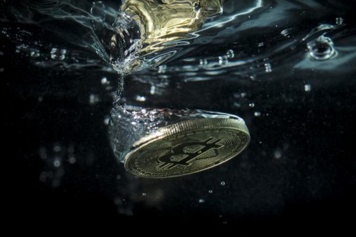 Стоимость биткоинов в этом году выросла всего на 8%