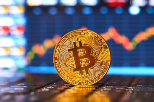 Анализ цен: указывает ли биткоин на рост до 10,000 долларов? Чего ожидать после халвинга?