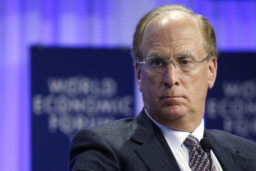 Глава BlackRock: ETF не примут, пока криптовалюта не станет «законной»