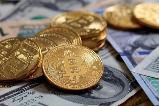 Популярность криптовалют растет: инвесторы ринулись за биткоином