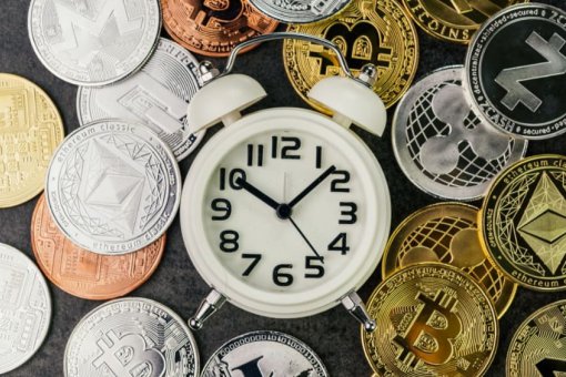 Биткоин снова падает ниже 9,300 долларов, и альткоины решили этим воспользоваться 