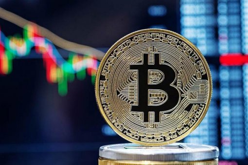Связано ли начало нового налогового периода с падением биткоина?