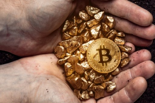 Биткойн против золота: укрепление криптовалюты на фоне глобальной репатриации золота