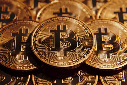Биткоин вернулся к уровню поддержки 53 000-55 000 долларов США