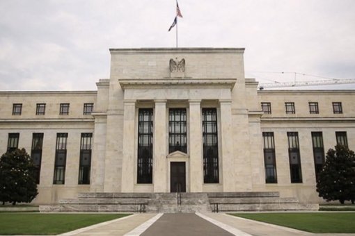 Pantheon: ФРС еще не готова смягчать денежно-кредитную политику из-за инфляции