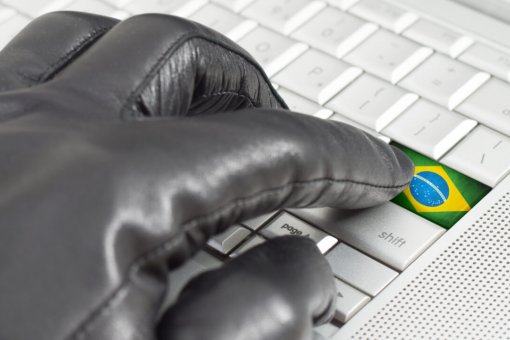 BlueBenx увольняет сотрудников и приостанавливает вывод средств со ссылкой на взлом