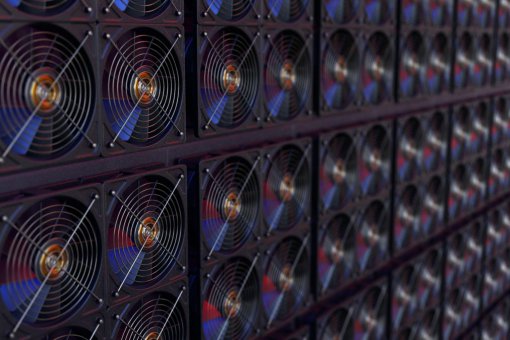 Bitmain выпускает сравнительно дешевого майнера биткоинов, поскольку не справляется с конкуренцией