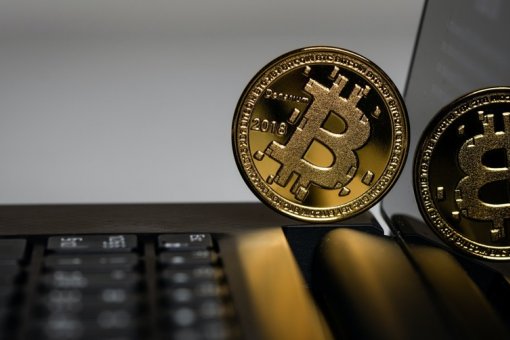 Почему выросли акции MicroStrategy, Grayscale Bitcoin Trust?