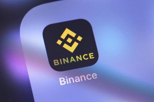 Binance лидирует на рынке по трафику, но на BNB не отразился оптимизм компании