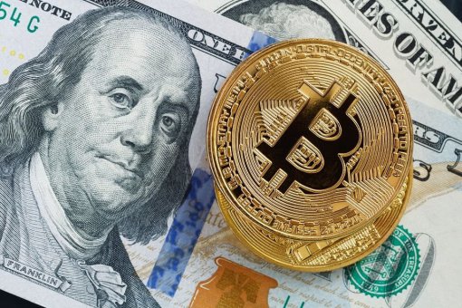 Объемы биткоин-фьючерсов достигли минимума 2020 года, пока Ethereum демонстрирует резкий рост интереса