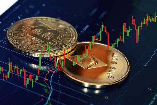 Биткойн идет на 35 000 долларов, Ethereum преодолевает 900: что дальше?