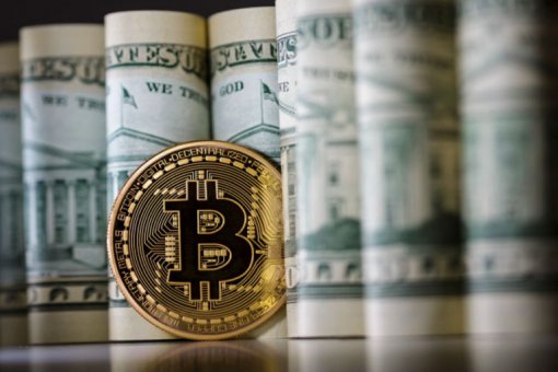 Риск падения курса доллара может сильно отразиться на биткоине: вот почему