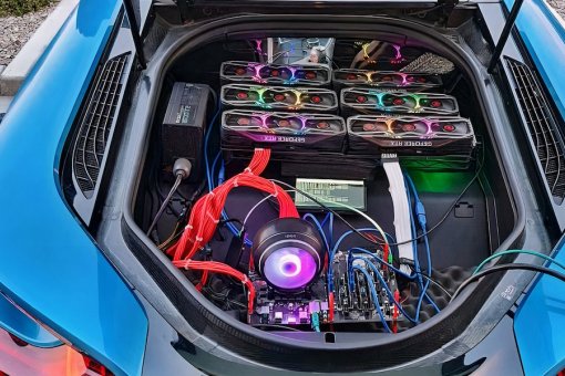 Биткойн-предприниматель установил майнинг-ферму на NVIDIA RTX 3080 в багажник BMW i8