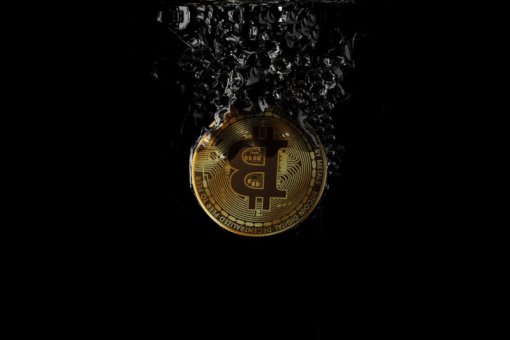 Аналитики нашли причину, по которой биткоину не удается преодолеть 10,000 долларов