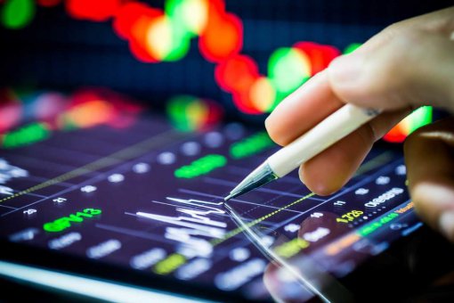 Криптобиржи Bitfinex и Livecoin лихорадит. В чем причина? 