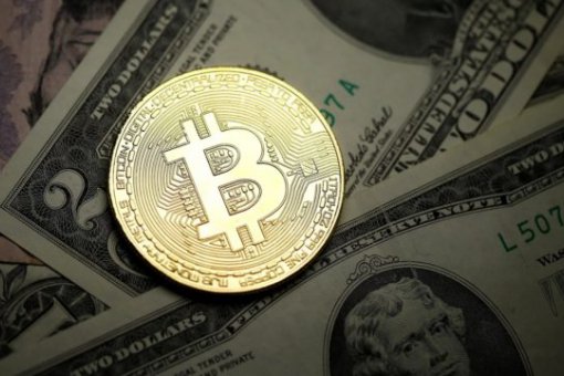 Новый стимул США на 2 трлн долларов может закрепить биткоин выше 9,500 долларов 