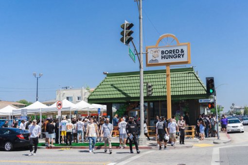 Ресторан Bored & Hungry на тему NFT больше не принимает криптовалюту