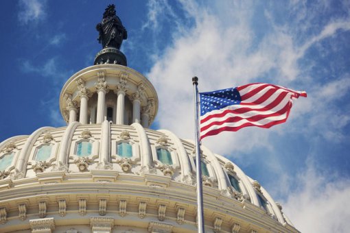 Кандидат в конгресс США: «Биткоин получит прибыль от фондового рынка»