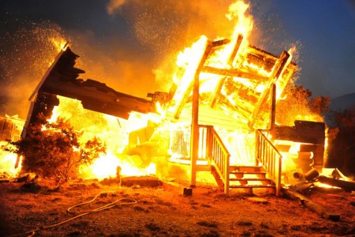 Биткоин-позиции на миллиард долларов закрываются за час