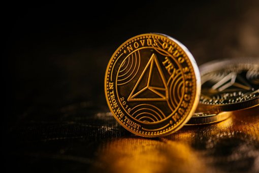 Tron изображает Золотой Крест, а её основатель раскрывает детали обновления Tron 4.0