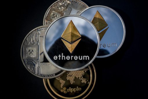 Ethereum взлетает, пока инвесторы в страхе спешат к биткоин-лонгам