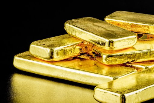 Китайская компания получила займы на три миллиарда под 83 тонны фальшивых слитков