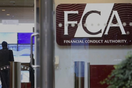 FCA призывает британцев сообщать о неавторизованных криптовалютных брокерах