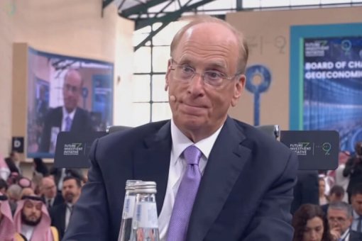 Генеральный директор BlackRock Ларри Финк на конференции Future Investment Initiative в Эр-Рияде Генеральный директор BlackRock Ларри Финк на конференции Future Investment Initiative в Эр-Рияде
