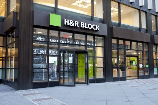 H&R Block подает в суд на финтех-гиганта Square из-за ребрендинга на "Block"