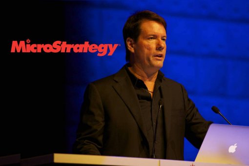 MicroStrategy привлекает 900 миллионов долларов на покупку биткойнов