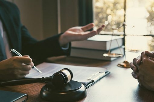 Адвокаты Реджинальда Фаулера сняли неуплаченные гонорары на сумму более 600 тысяч долларов