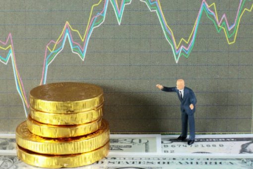 Биткоин перестал коррелировать с фондовыми рынками, и причиной стали токены DeFi 
