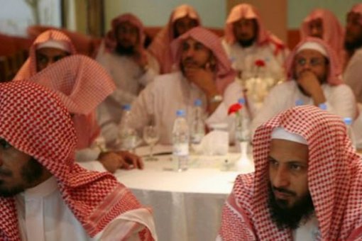 В крипто пространстве продолжают комментировать резкое повышение курса биткоина. Многие отраслевые эксперты уверены, что это связано и с тем, что многие видные исламские теологи заявили, что использование криптовалют допустимо для мусульман по законам Шариата. Стоит отметить, что ислам сегодня является самой быстрорастущей религией, насчитывающей более 1,6 млрд последователей во всем мире.