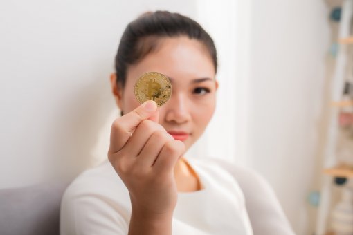 Долг молодых корейцев взлетает, когда они обращаются к криптоактивам, акциям и недвижимости