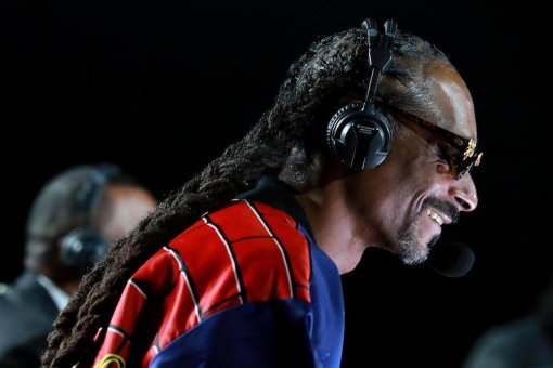 Снуп Догг выступает на сцене в ноябре 2020 года в Лос-Анджелесе, Калифорния. Фото Джо Скарничи через Getty Images.