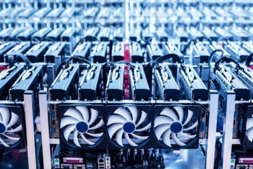 Stronghold Digital Mining приобретет 9080 биткоин-майнеров