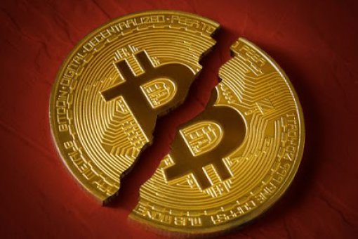 Восстановление биткоина под угрозой: индикаторы указывают на падение до 5,800 долларов