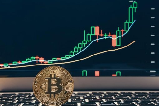 Затишье после шторма. Биткоин возвращается к 46 тысяч долларов после кровавых выходных