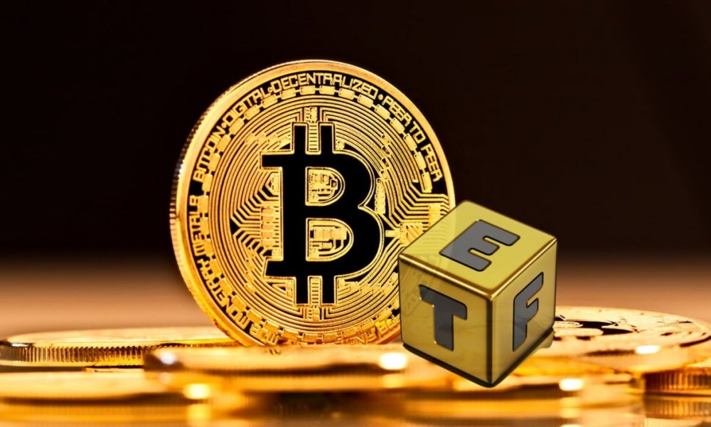 Что с биткоином в ближайшее время. 06 биткоина в рублях. 2022 год биткоин в рублях. График биткоина за 5 лет по месяцам. Что с биткоином в ближайшее время.