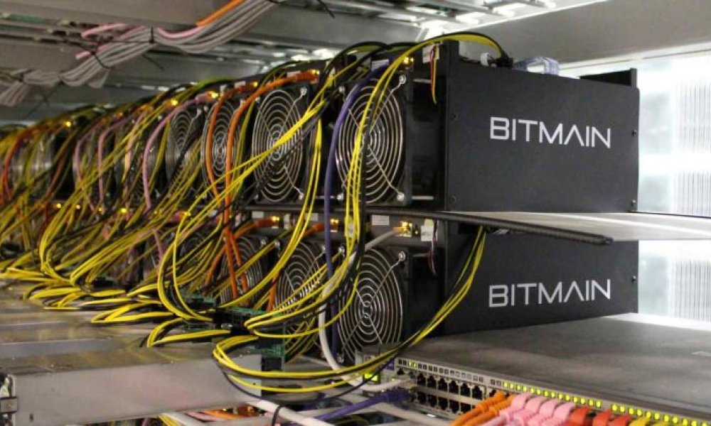 Bitmain объявил о запуске нового майнера биткоинов, который может похвастаться скоростью до 198 терахешей в секунду 