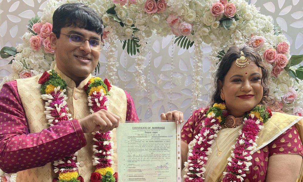 Индийская пара празднует блокчейн‑свадьбу с клятвами в NFT и цифровым священником