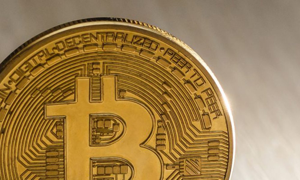 Биткоин р. Биткоин против фиата.